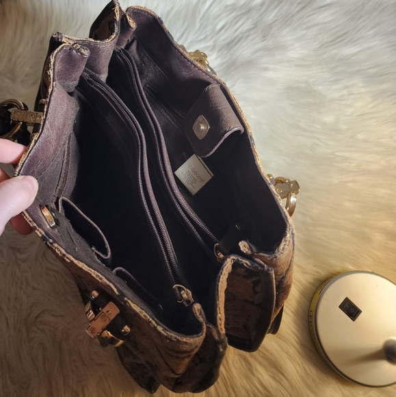 VINTAGE Golden Threaded Floral Tapestry & Leather Large Liz Claiborne Hand Bag - Picture 10 of 17